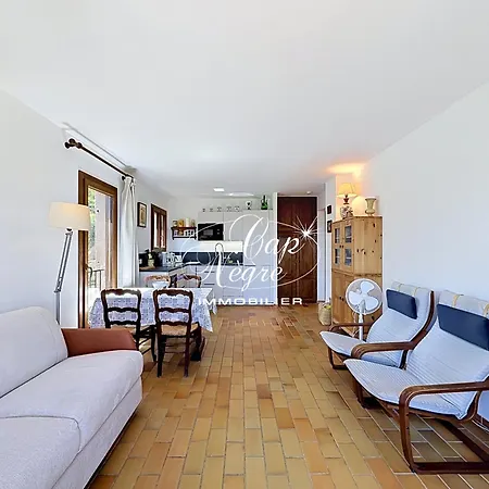 Mazet T2 Avec Balcon 4 Pers Résidence Hubac Bleu à Cavalière Appartement Le Lavandou