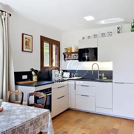 Mazet T2 Avec Balcon 4 Pers Résidence Hubac Bleu à Cavalière Appartement