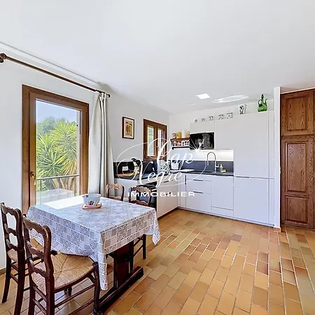 Mazet T2 Avec Balcon 4 Pers Résidence Hubac Bleu à Cavalière *