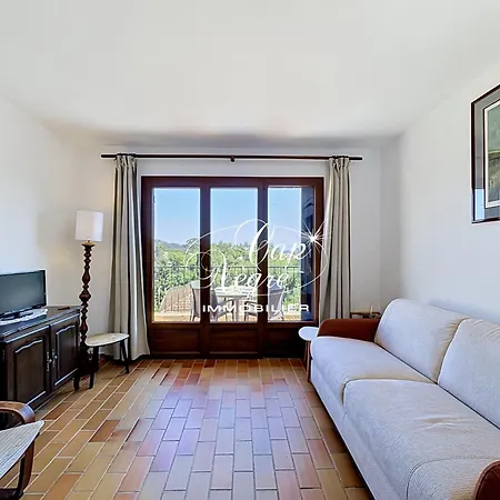 Mazet T2 Avec Balcon 4 Pers Résidence Hubac Bleu à Cavalière Appartement *