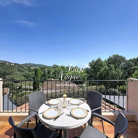 Mazet T2 Avec Balcon 4 Pers Résidence Hubac Bleu à Cavalière